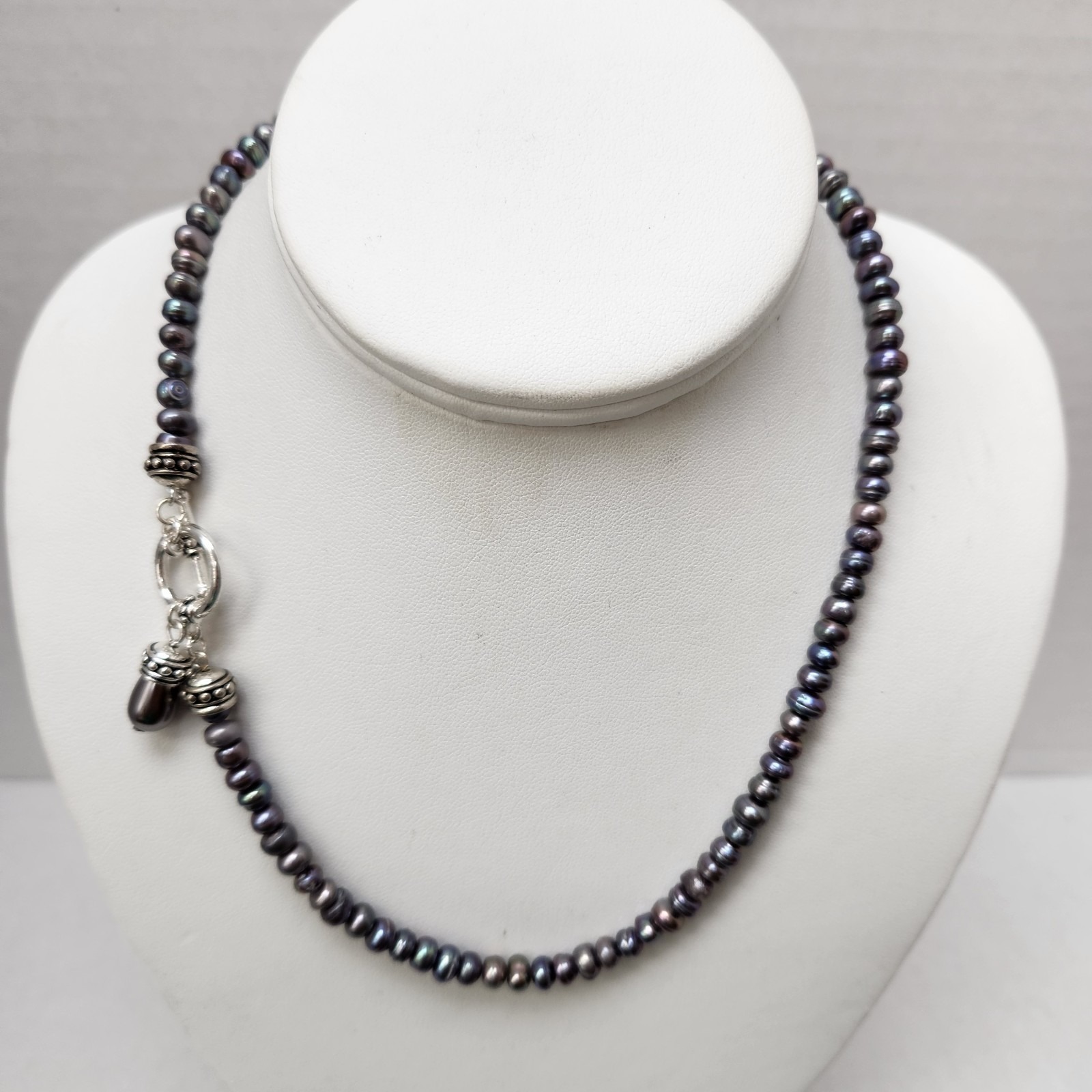 Premier Designs Shades Of Gray Necklace 18" Freshwater Pearl Silver Plate Toggle